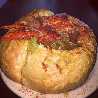 Bread bowl Gumbo