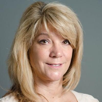 Tracy Seifried, Spectrum Fiber Optics, providing high-speed Internet and telephone services to Burbank, Glendale, and Pasadena businesses.