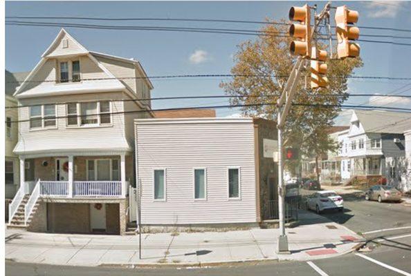 Dr. Potoczek is awesome and the staff is very helphul.