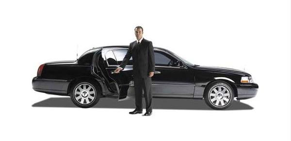 Williamsburg Car Service 718 386-1212