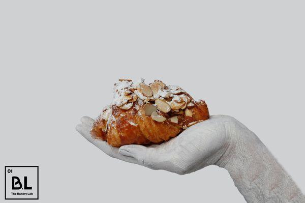 Croissant aux Amandes