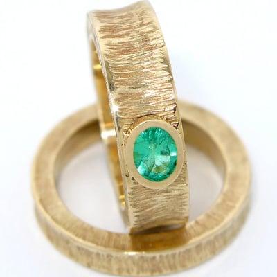 Fine collection of Emerald Jewelry Designs