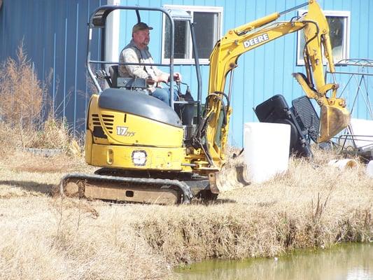 SMALL EQUIPTMENT FOR HARD TO GET TO PLACES