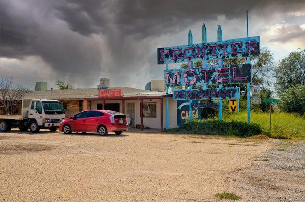 Frontier Motel & Cafe