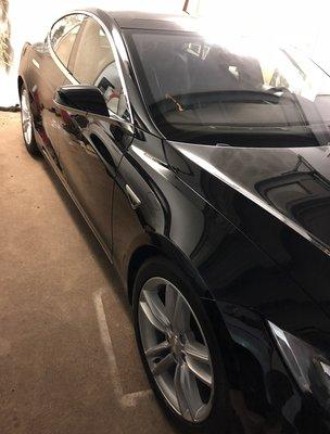 Black Model S Tesla