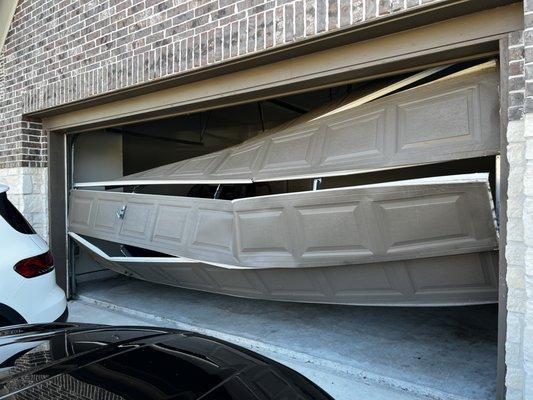 Lyons Garage Door Repair