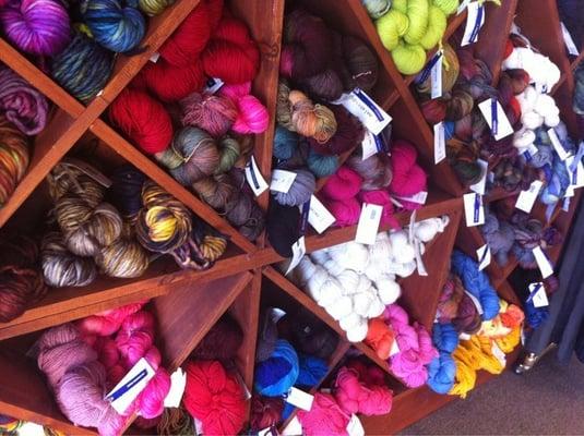 Great Balls of YARN!!
