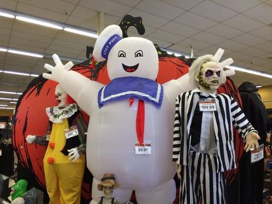 Spooky deco display.