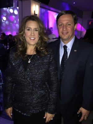 Michelle & Frankie Nunez of the Nunez Homes Team and Re/Max Suburban in Libertyville