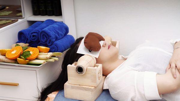 Organic Herbal Steam service for scalp and hair: chilling time, relax, and allow the energy to flow.