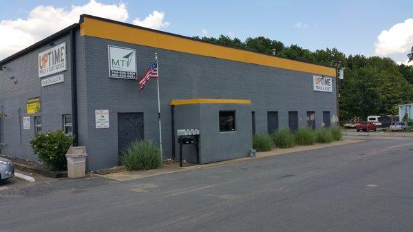 UPTime Truck Parking