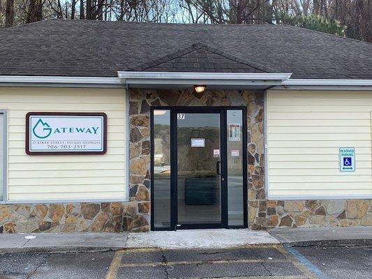 Gateway Treatment Centers is OPEN for any patients addicted to pain pills and heroin.