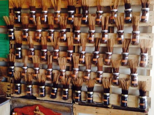 The wall of incense WOW