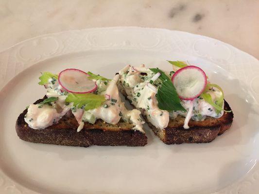 Shrimp Toast (average...pass)