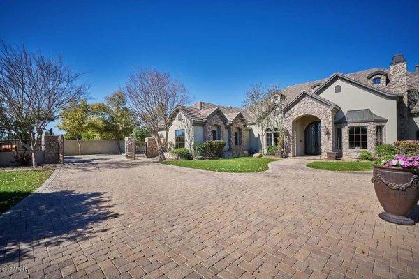 Diamond and Diamond Executive Realty