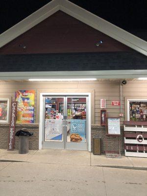 Front doors at Central Express gas station.