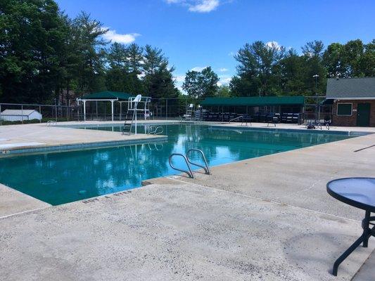 Sherwood Pool & Tennis Club