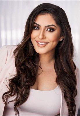 Photo of Dina S.