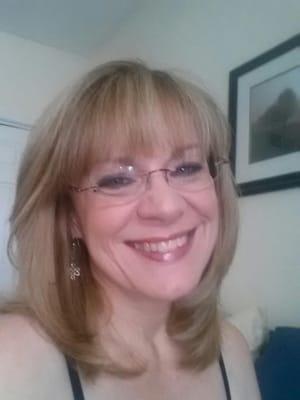 Photo of Corinne F.