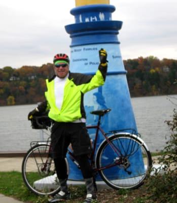Photo of Bruce R.