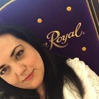 photo of Angela-Christine R.