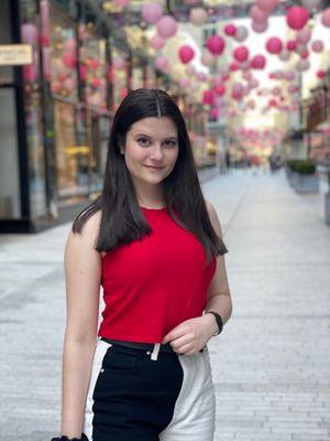 Photo of Rebecca R.