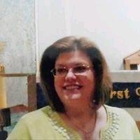 Photo of Paula L.