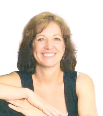 Photo of Elaine W.