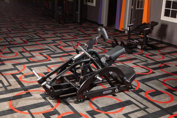 Plate Loaded Nautilus Rowing Machine