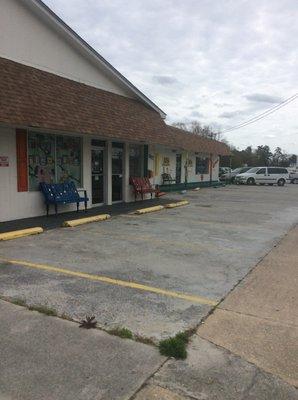 U-Haul Neighborhood Dealer