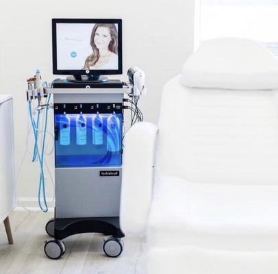 HydraFacial machine skincare treatment for body and face
