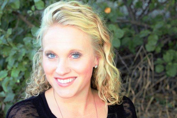 Callie Hood - Real Estate Agent