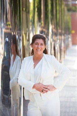 Jana Fariss, Broker Owner