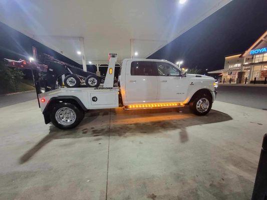 Leo Ts Towing And Recovery