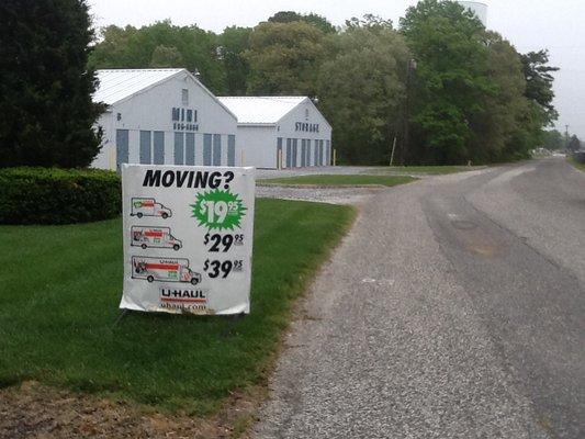 U-Haul Neighborhood Dealer