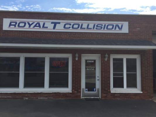 Royal-T Collision
