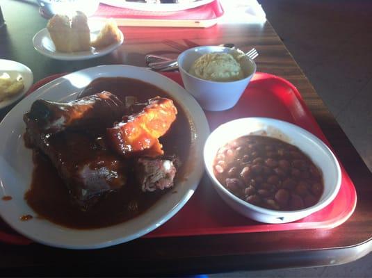 Bbq ribs beans and potato salad