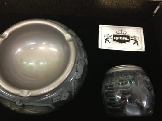 3-D ashtray with matching lighter! PIMP !!