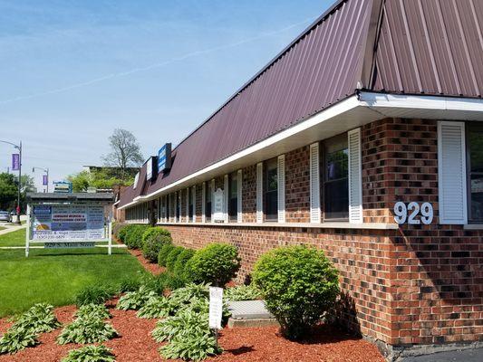 Outside view, parking and entrance is in the back of the building!