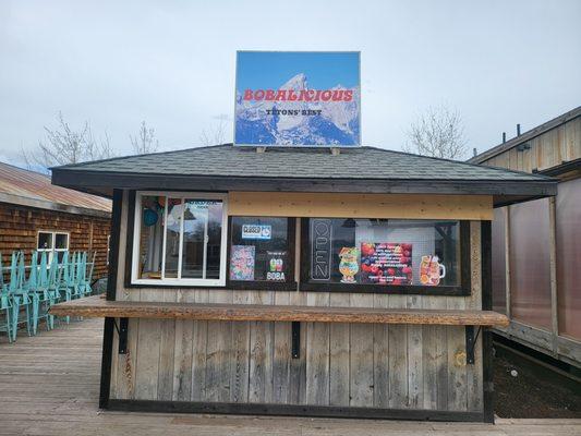 A small kiosk of Tetons' Best Bobalicious. 100% natural.100% Fruits.No artificial flavors.No preservatives. No chemicals.Simply Bobalicious.