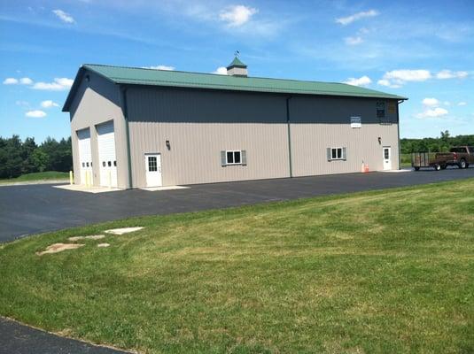 Located perfectly between Buffalo and Rochester, Richenberg's repair can handle any car/truck or large truck repairs!