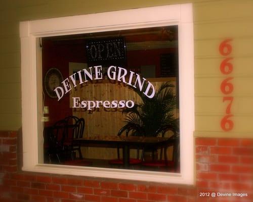 Front of the building. Now you know what it looks like. We are on the right side of Hwy 26 in Welches on your way up to Mt. Hood