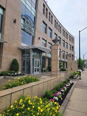 Lakeside Landscaping