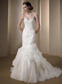 beautiful gowns for all body types available in sizes 4-30