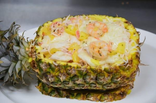 La Piña un rico platillo de el Mezcal Mexican Restaurant !!!