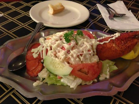 Fresh lobster salad they have here..:)