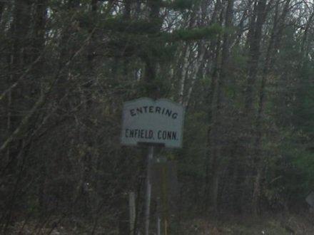 Entering Enfield, CT from East Longmeadow.