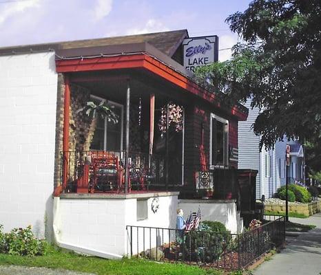 Elly did what many just dream of -- opened a bar in the basement of her own home.
