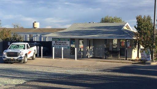 U-Haul Neighborhood Dealer