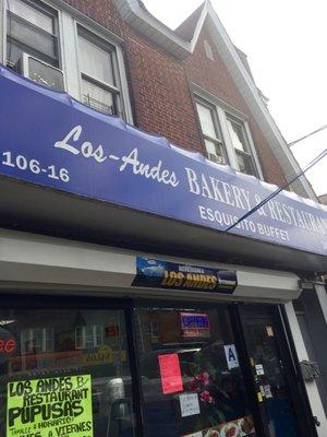 Outside of Los Andes; don't forget it is cash only!